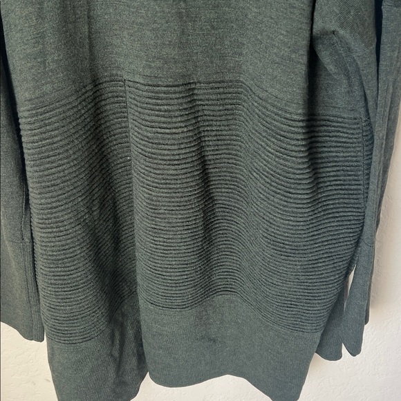 NWT Lululemon merino wool sit in Lotus wrap II khaki green - Picture 10 of 12